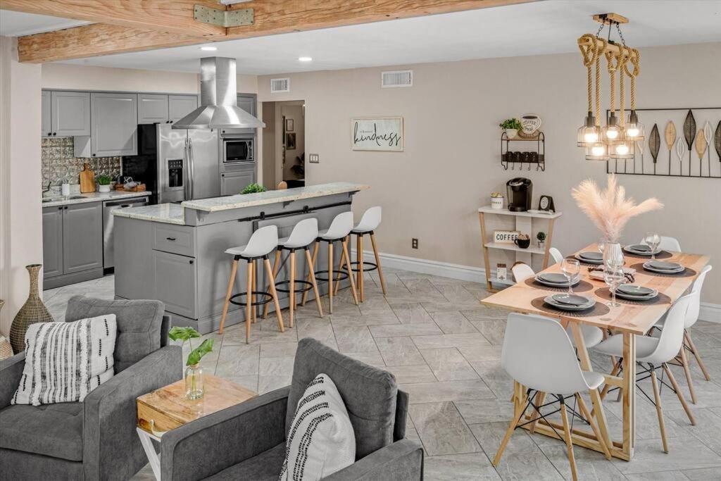 Modern Tempe Home With Heated Pool, Asu Екстериор снимка